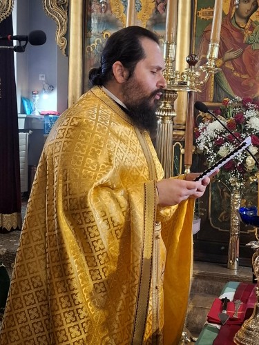 Η Θ. Λειτουργία του Αγίου Ιακώβου του Αδελφοθέου στην Ι.Μ. Μεταμορφώσεως του Σωτήρος Κύμης gallery image 3