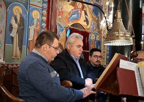 Πρωτοχρονιάτικη Θεία Λειτουργία στη Μητρόπολη Καρυστίας gallery image 3