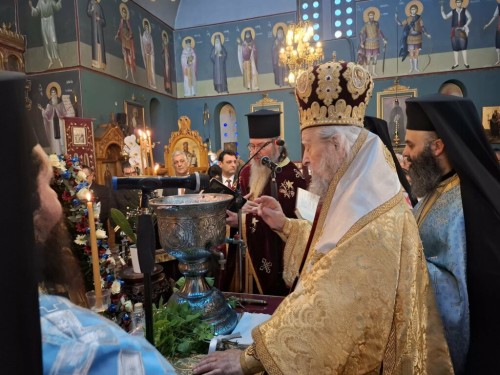 Θεοφάνεια στη Μητρόπολή μας gallery image 9